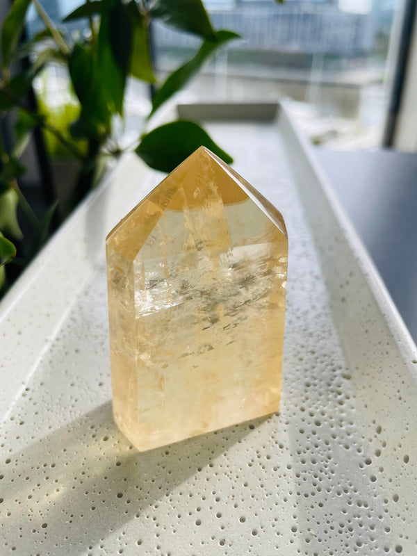 Honey Calcite Towers HCT114