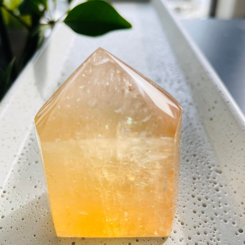 Honey Calcite Towers HCT133