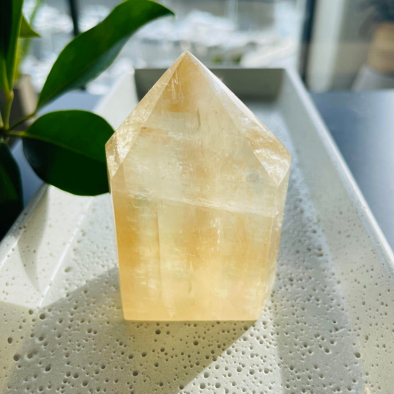 Honey Calcite Towers HCT191