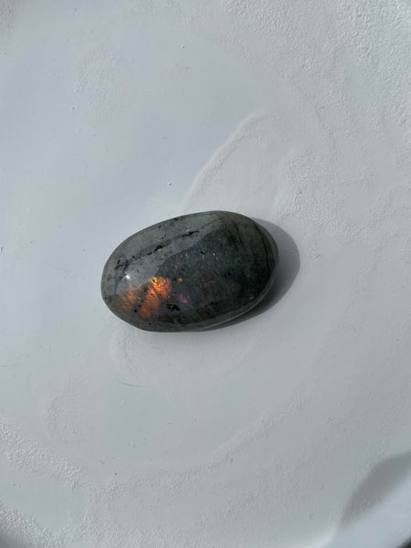 Labradorite Palmstone